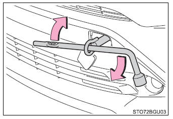 Toyota CH-R. Steps to take in an emergency